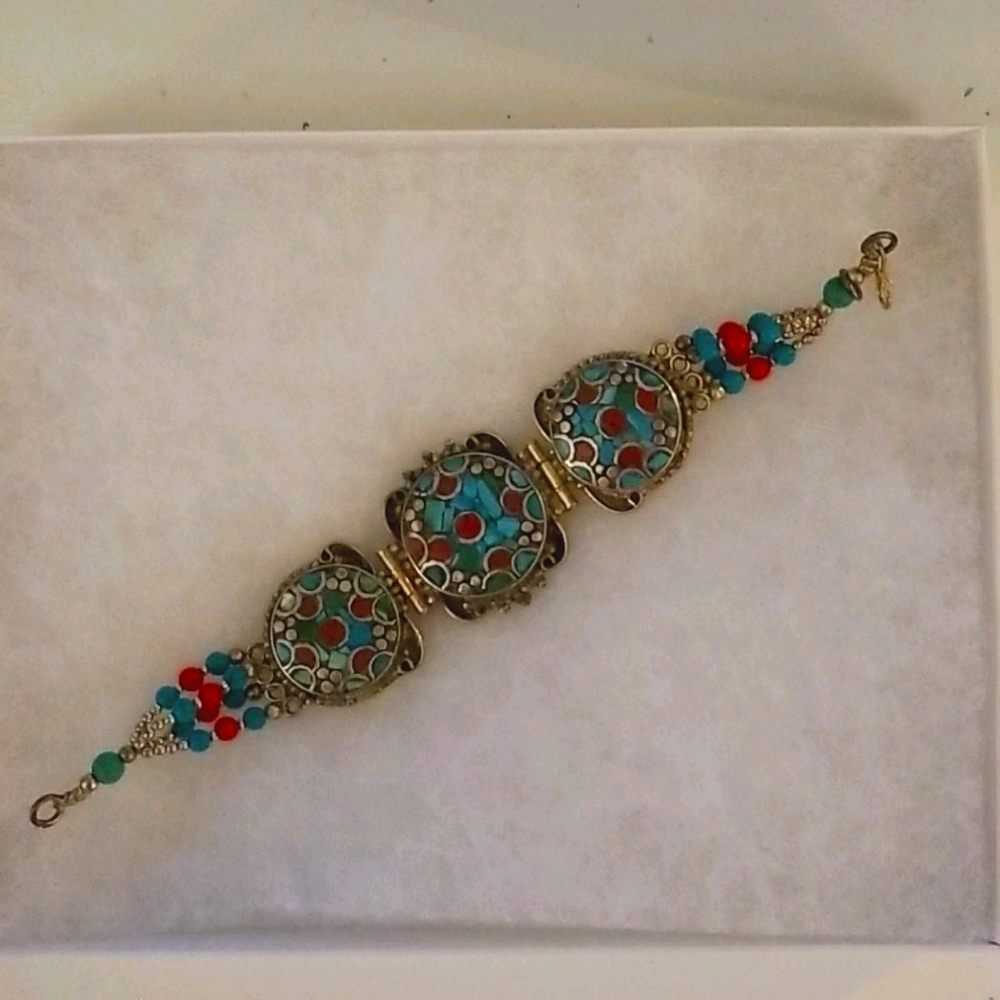 NWOT Beautiful Beaded Bracelet